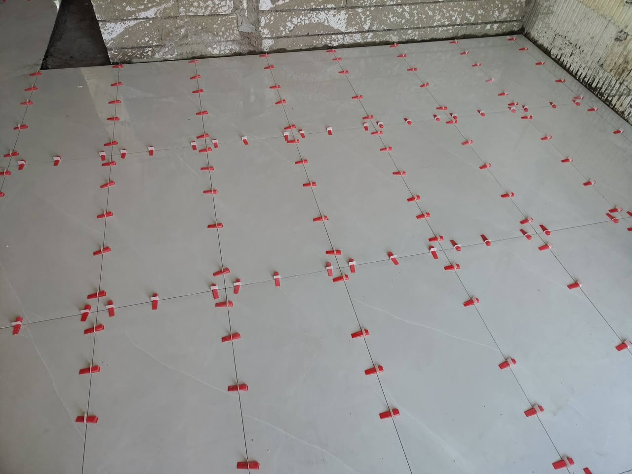 السلام عليكم شغلي سيراميك و بورسلين و
استفسار *********** بوتساب
