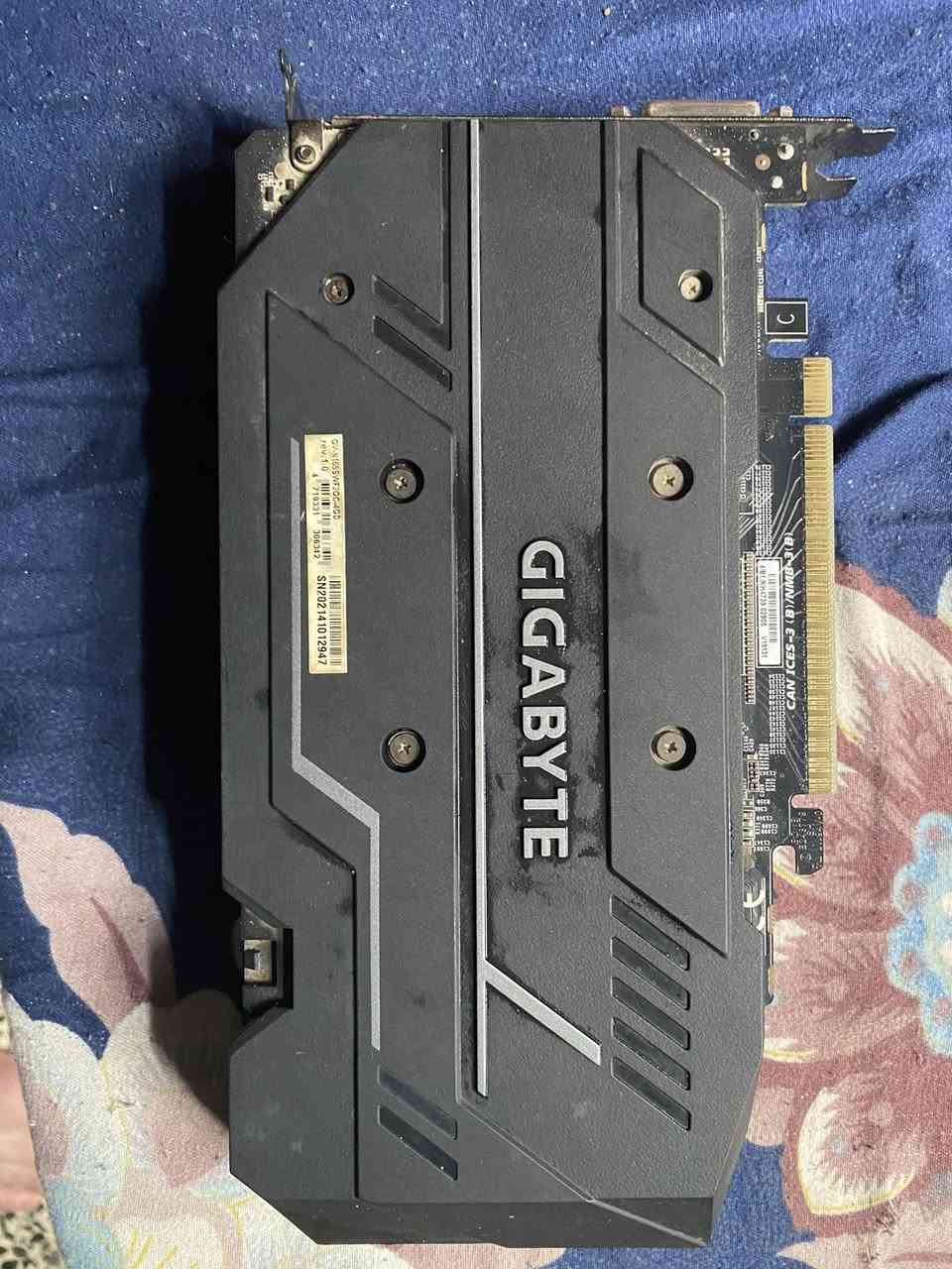 سلام عليكم كارت شاشه للبيع التفاصيل:
كرت الشاشة: NVIDIA GeForce GTX 1650 Super 4GB
جان بالpc مالتي حرارتة ما تجاوز ال50 الله شاهد 
رقمي احتمال اطلع من البيت ***********
اذا ببغداد اجيك للبيت تفحصه وتكمل واروح سعره 150 الف
