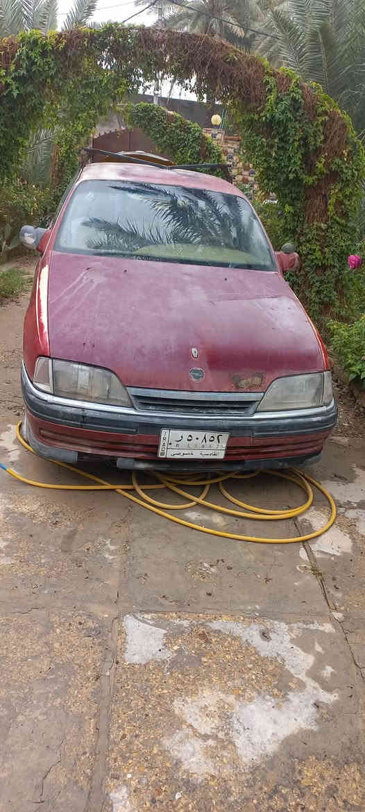 السلام عليكم 
اوبل للبيع السيارة متروكه صار فترة رقمها الماني قادسية السنويه بأسم صاحب السيارة سعرها 15 وبيها مجال مكان السيارة ديوانية مكلف بالنشر للاستفسار الاتصال ***********
