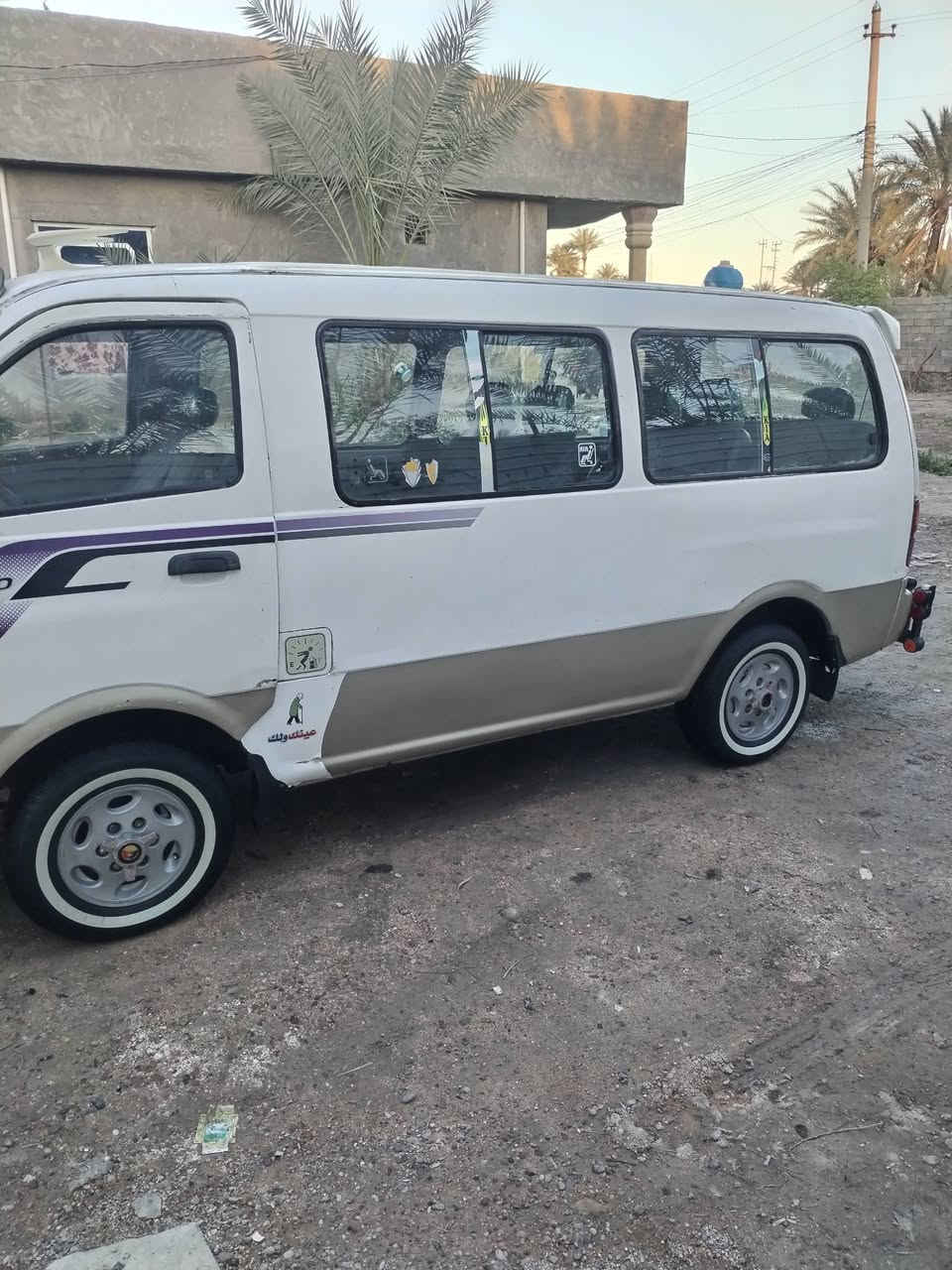 السلام عليكم للبيع بريجو موديل 1997رقم انكليزي بغداد بسمي بلاديه بس الربع الوره باب سلايت مصبوغ مكينه كير اكسل انضاف كهربايات كلها شغاله دوشمه جديده درع امامي خلفي تخم تاير مكاني بغداد ابو غريب السعر 65 وبيها مجال رقم الهاتف *********** / *********** وتساب
