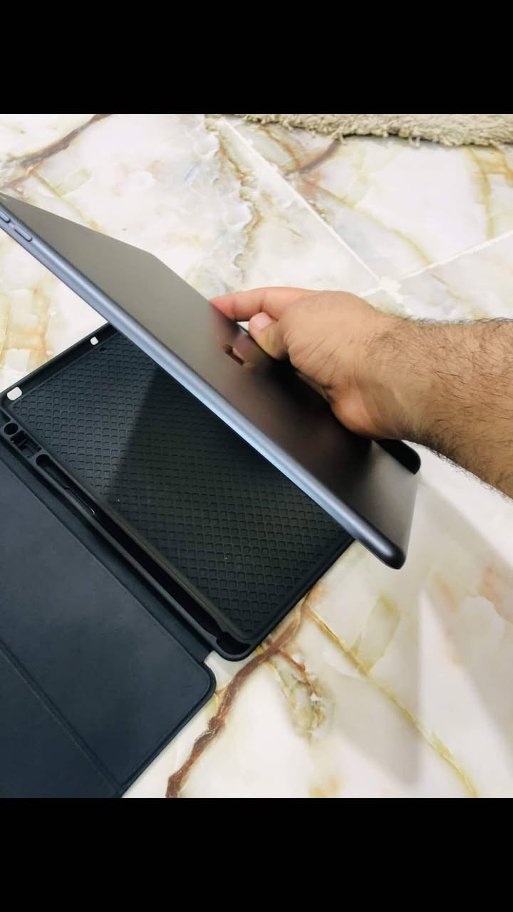 ايباد جيل السابع ذاكرة ٣٢ المكان البصرة السعر١٧٥ وبي مجال قليل للتواصل ***********
