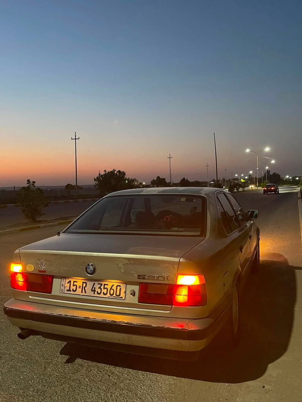السلام عليكم
‏بي إم دبليو للبيع موديل 1991
حجم 520iمسكرعدل كير عادي 
كفاله عامه من صبغ وضربه بدون فتح اي قطعه 
بعدها عل بلاد سنتر لوك ريمونت تصعيد جام ويه السويج 
جام كهرباء مسجل لشركه 
تبريد شغال ❄️
رقم انبار دولي بسمي تحويل ثاني يوم 
السعر:55
العنوان:الانبار القائم العبيدي 
للاستفسار:***********
