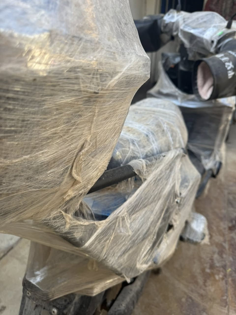 دراجه شحن  نوع الماسه صار شهرين او اكثر من اخذتهه بعدهه نضيفه حيل 6 بطاريات شاحنتهه والخوذه وكامله سويجات كامله بصمه عدد ثنين 
كهربائيات كلهه عل فحص
سعر 650 قفل 
تواصل ***********
