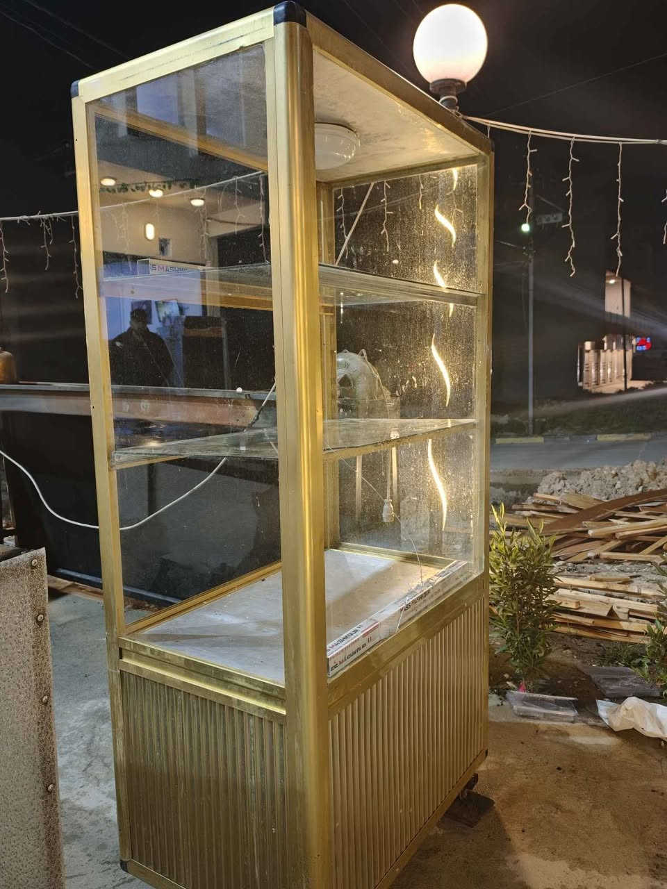 عارضة مشويات + منقل مشويات 250 سم حديد ثقيل + ميز 150سم كلهم 450 وبيهم مجال موصل, نينوى


**إذا كنت صاحب هذا الإعلان وتريد حذفه لأي سبب، رجاءا أرسل رسالة إلى الدعم الفني**