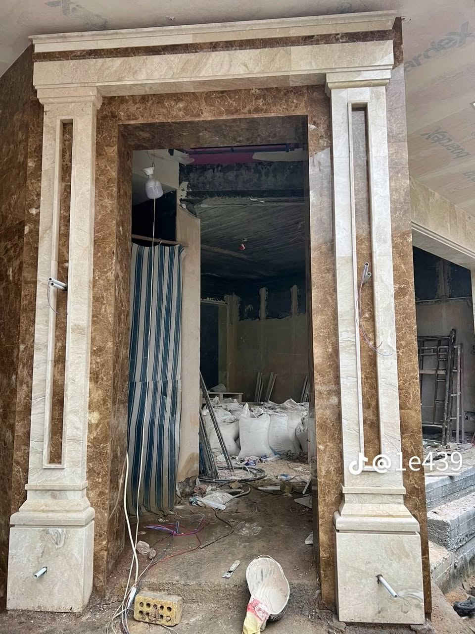 سلام عليكم
عندي كادر خلفات
اسلمك بيت جاهز لبخ وسيراميك
شقل هندسي مظبوط
وتساب ***********

