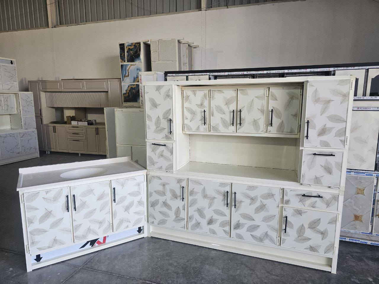 ما عليك بس  احجز والطلب يوصل لباب بيتك 🤗🌹🤗..
كاونتر #دبدوب ارضي وملحق مترين  مع  سنك متر و20 مرمر
💥 (المنيوم سوكي)💥

كاونتر مترين ارضي وملحق مع سنك متر و٢٠ مرمر . 

♥️♥️السعر  300/ الف♥️♥️

التوصيل،🚚🚚
التوصيل 🚚🚚
بغداد داخل  مجاني

15 /اطراف  بغداد 

15//رمادي +فلوجه + كربلاء +بابل

25// مركز واسط  
50//أطراف واسط
25 /الديوانيه +النجف
35//ديالى
35/ السماوه+  الناصريه+  العماره + البصره

🔴🔴🔴🔴🔴🔴🔴🔴🔴🔴🔴


**إذا كنت صاحب هذا الإعلان وتريد حذفه لأي سبب، رجاءا أرسل رسالة إلى الدعم الفني**