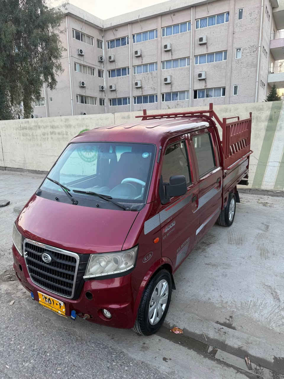 گۆناو دەبڵ مۆدێل ٢٠١٢ بێ لێدران و بێ سبوغ سەیارەیەکی بێ کێشە و توند و تۆڵە رەقەم هە ولێر سەنەوی لە ٢٠١٧ بە سەر چوە گێر مەکینە تەبرید ساردوگەرم و ئەکسل و براوە و وەرگەران و بە ناوکردن بە شەرت هەزەی نوێیە تایەکانیشی مانگێکە بەستراوە ناونیشان هەولێر ١٧٠٠٠ هەزار رۆیشتوە
***********
*********** أربيل, العراق
