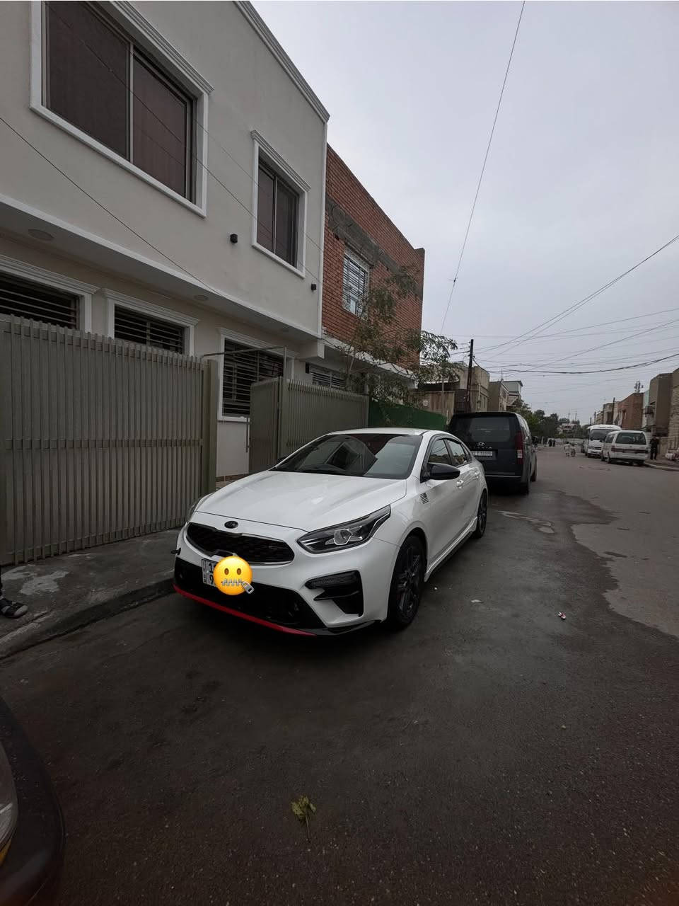 السلام عليكم   للبيع كيا فورتي 2019 رقم بغداد بدون حادث وبدون صبغ كير عادي محرك 2.0 دوش السياره صارف عليها هواي كلها محولها GT غراض كلها اصليه ماشية 51 mi
السعر خاص 
وتساب ***********
