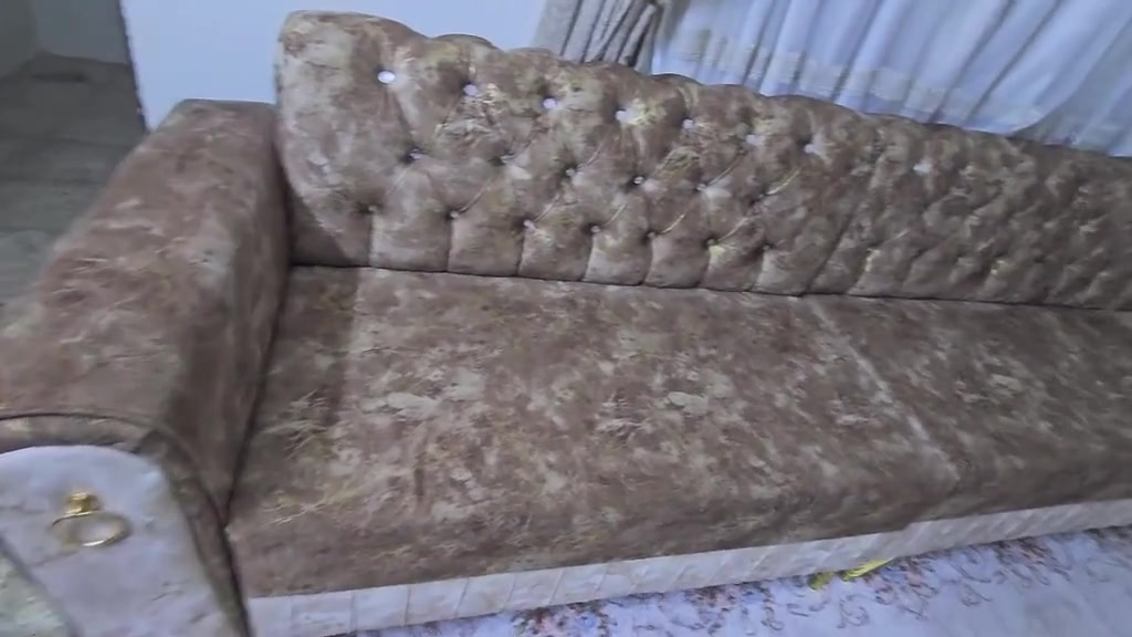 ديوان للبيع نظيف جدا


**إذا كنت صاحب هذا الإعلان وتريد حذفه لأي سبب، رجاءا أرسل رسالة إلى الدعم الفني**
