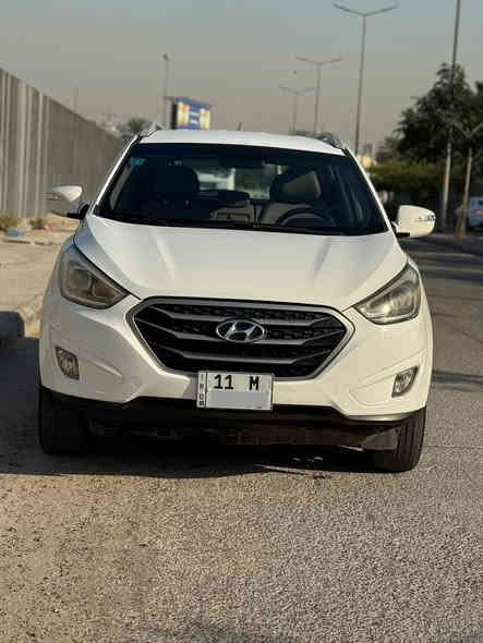 السلام عليكم 
توسان ٢٠١٥ خليجي رقم بغداد بسمي
محرك ٢٠٠٠دوش ع وضع شركه سياره مال جناي على ايدنا نظيفه ومابيها نقص و احله من الصور تبريد بحاله جيده نصبغ بيها البنيد فقط بدون دواخل و بدون حادث او تبديل  
السعر  ١٥٠مجال حك الجيه فقط 
مكاني بغداد قرب ساحة عدن 
 للاستفسار   *********** مهندس حسين
