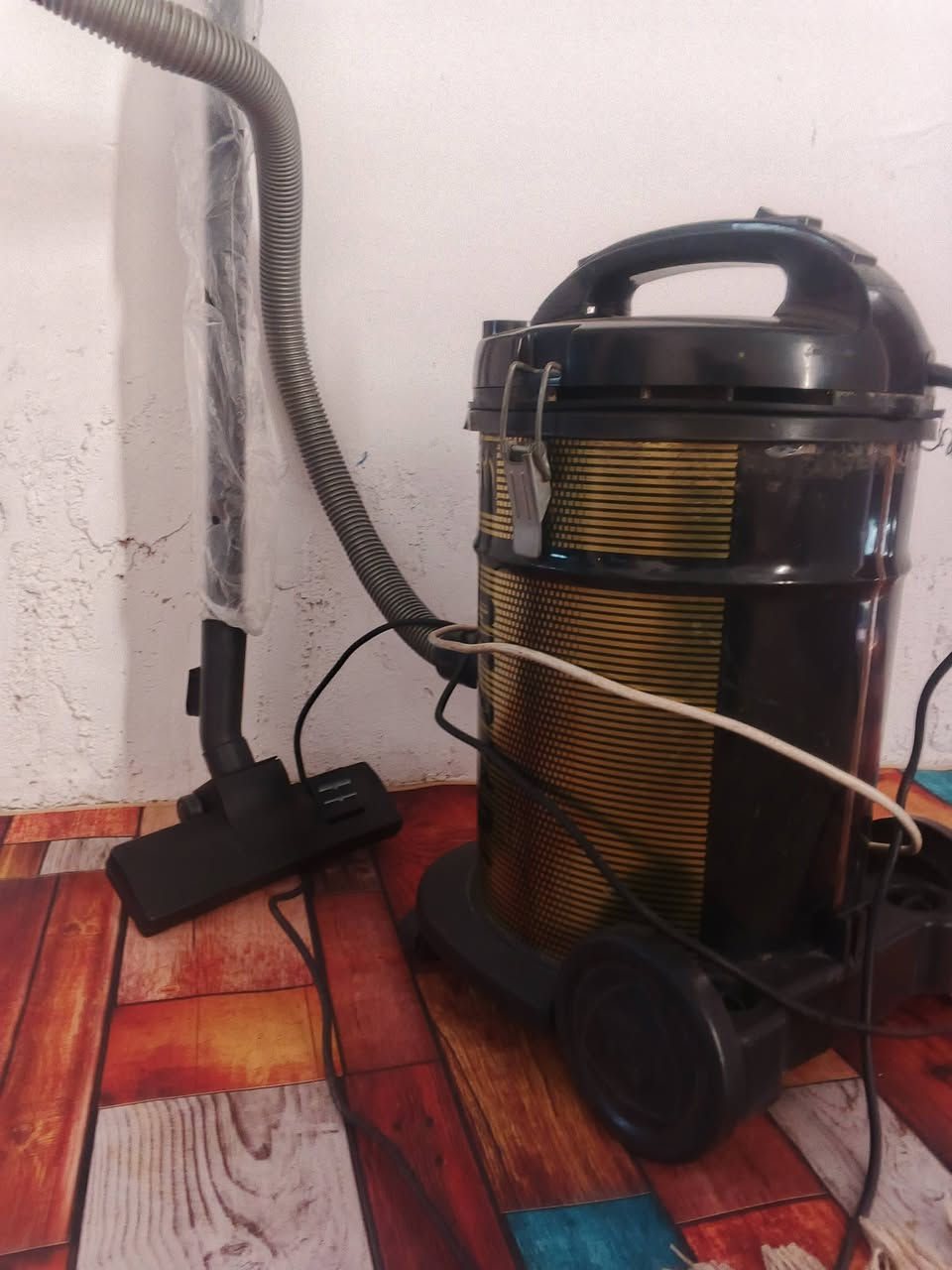 اسلام وعليكم
غراض منزلية للبيع نضيفات كلش
كلمن وسعره + منضومه انترنيت 
المكان ديالئ الخالص
توصيل خالص فقط
السعار خااص
***********
