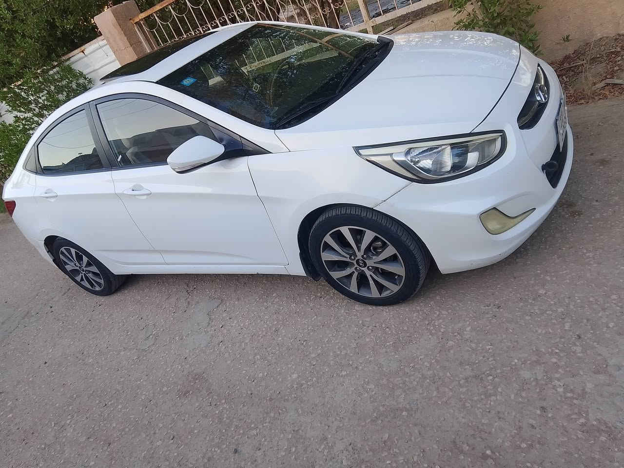 السلام عليكم
اكسنت موديل 16 خليجي رقم بغداد الجديد بأسمي مكان بابل سعرها 100 ورقه بيها مجال للشراي السياره بيها جاملغ صبغ بدون دواخل يعني مو ضربه أثر شخوط ***********
