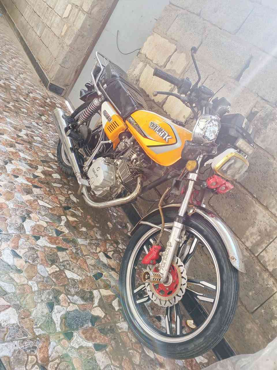 سلام عليكم دراجه سيفان 2023نضافه مثل ماموضح دراجه مال كرااب مال بساتين  مال طسات يعني الي كاعد بلرحمة  والمجمع  وغرب بعقوبة خاصه  تخدمكم وعلي  لان زمالة مال طسات حشا السامع  أوراق كامله نقوصات بصيطه  شرط سلف واحد أو هندر كهربائيات كاملة  مكاني بعقوبة فلكة الامين  سعر 350   استفسار ***********
ملاحضه انترنيت ماعندي
