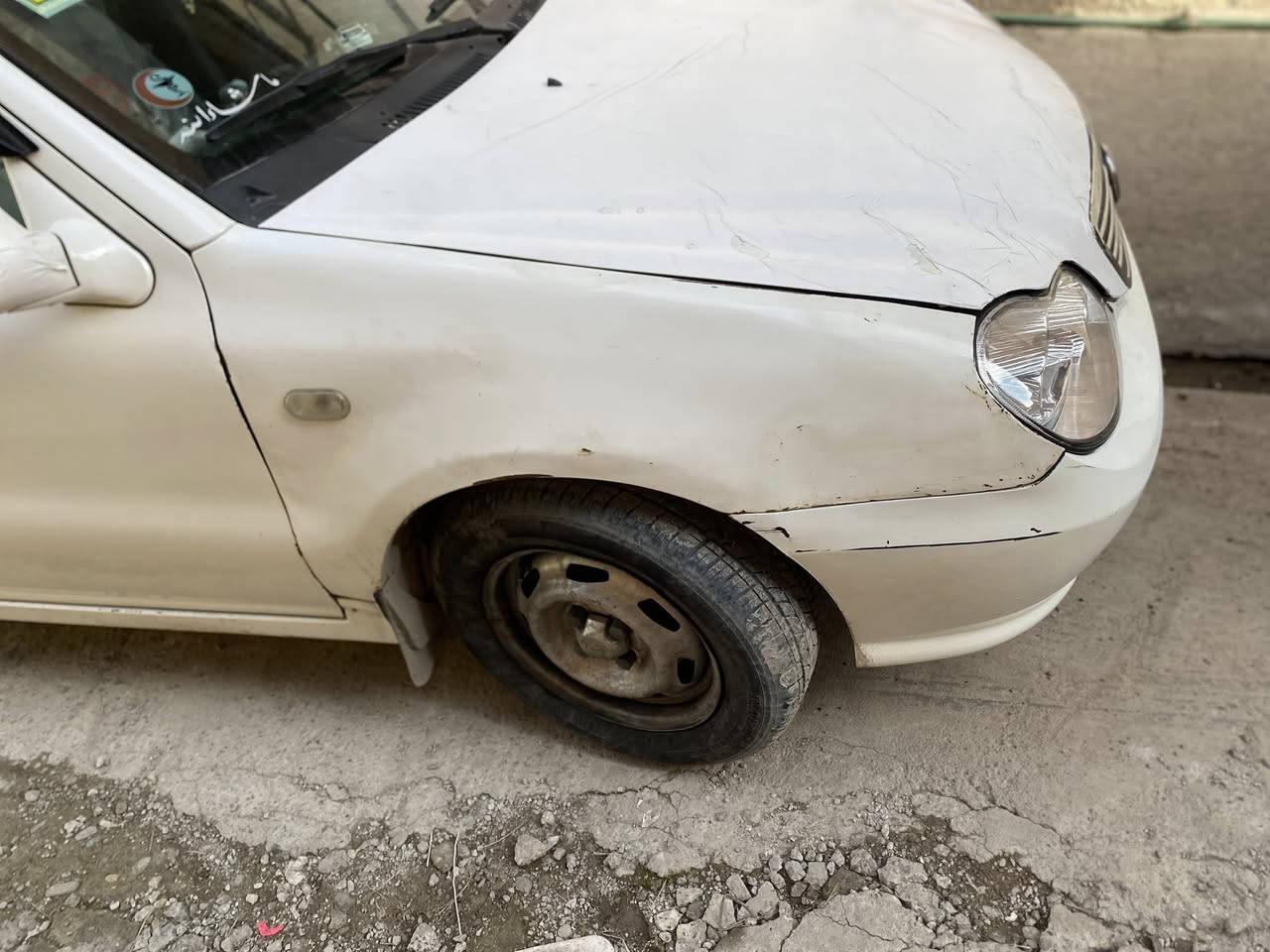 Ck 2013 كصه جديده كشنات عاليه طخم جديد تاير جديد مكينه وكير شرط لا صرف ولا نفخ شرط قطاره رقم نينوى تحويل من الشرعي ماشيه 100 الداخل مالها فول كدام العين ضررها جاملخ السكن معدل مو مبدل والبدنه معدله شاشه تدعم ويز مجاني كاربلاي سستم صوت كامل كاميرا خلفيه ليت زينون لدات ابيض السياره تأخذها ربع ماتصرف عليها تدفئه وتبريد شغال مري كهرب الجام الخلفي هيتر السياره وضع شركه بعدها سعرها 55 وبيها مجال ***********
