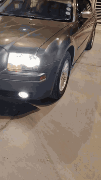 سلام عليكم سياره البيع موديل 2010 اصل رقم شمالي سنوية جديدة سياره جاهزة تخم تاير حداديه جديده تبريد مكينه. كير سونار مرفوق معى النشر سعر 110 وبيهة مجال الاستفسار *********** مكان ميسان
