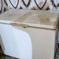 مجمدة مستعملة • شغالة • حجم كبير