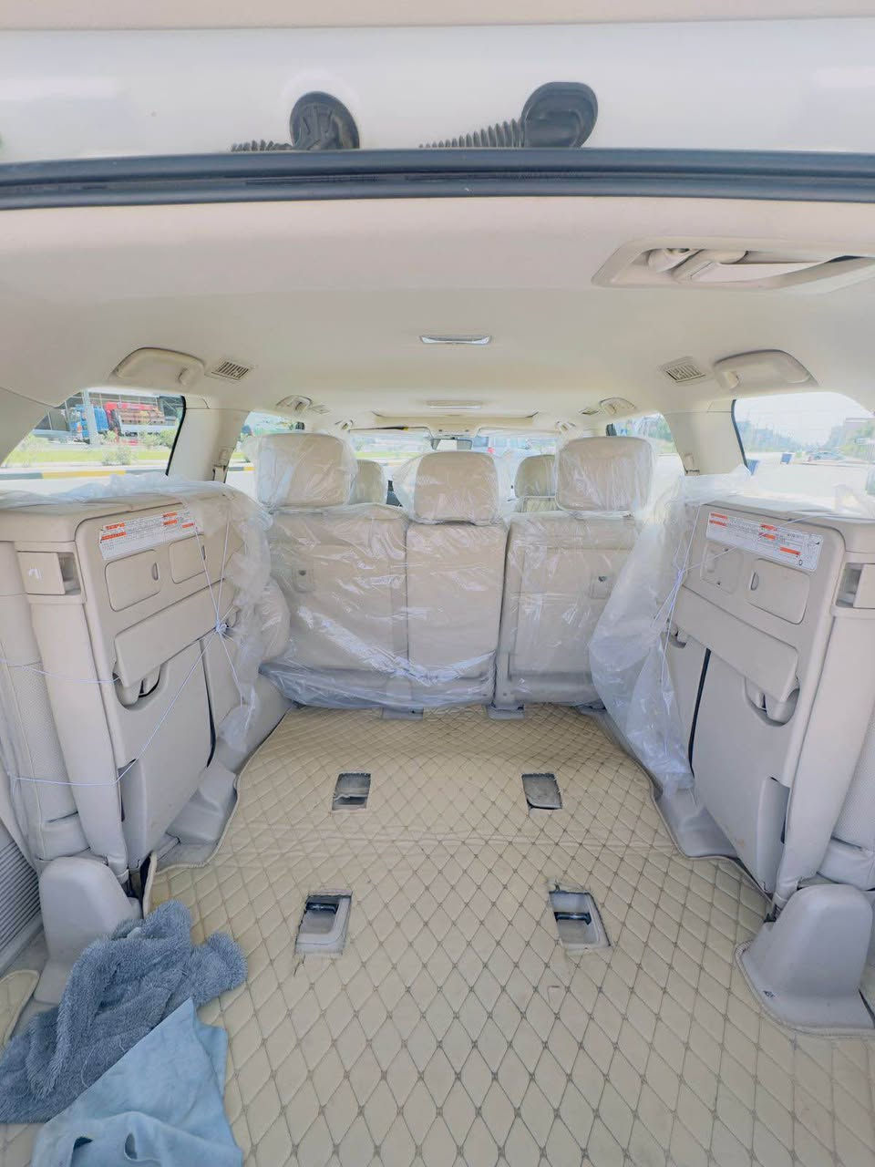 السلام عليكم جكساره بريم 2018  وارد خليجي 

فول مواصفات سياره كلش 

 ماشيه 140 حقيقي السياره كفاله عامه 

سنويه ب اسمي تحويل ثاني يوم 

السعر  مناسب جدا جوه سوك جدا جدا 

سياره 8  سلندر ربع دينار ما ذب عليها 

فقط على كد بيت ومطبوكه بالباب 
 
استفسار اكثر خاص 
الرقم 

*********** البصرة, العراق
