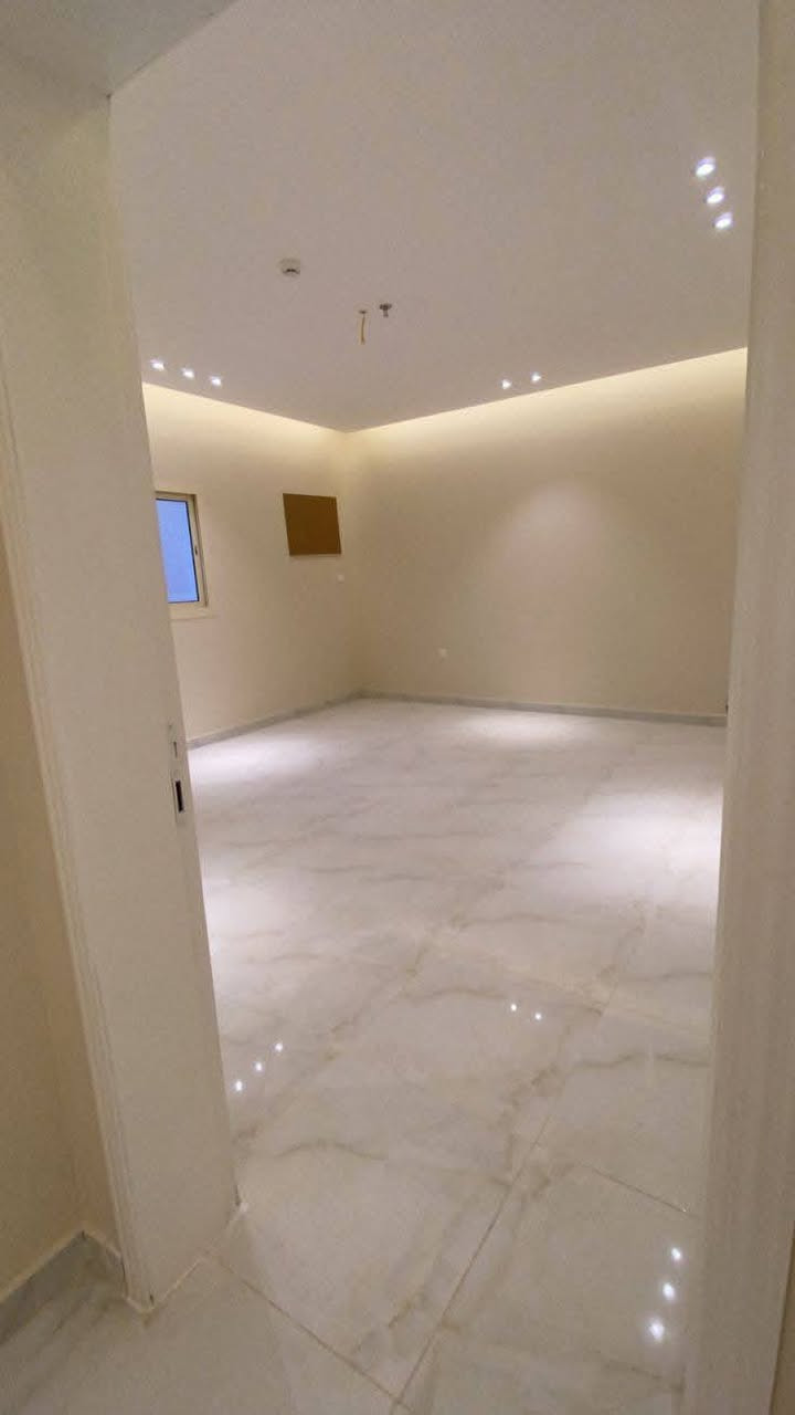 سلام عليكم صباغ داخلي خارجي ديكورات جبس بورد  سحب معجون لتواصل ***********
