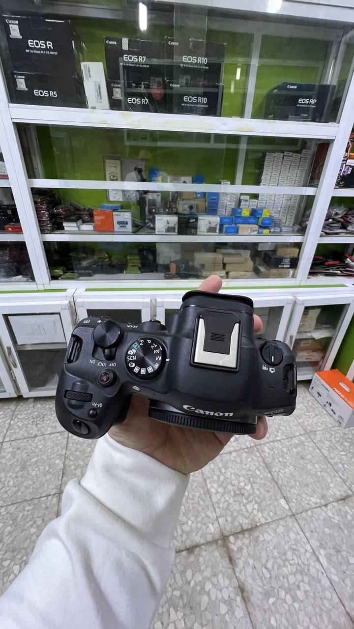 كانون R6mark 2
نضافه100‎%‎ كامله ملحقات حزام شاحنه بطاريه كارتون اصليه
فقط بدي مليون و950الف 
شتره 2k✅🔥
مكاني بابل ***********
