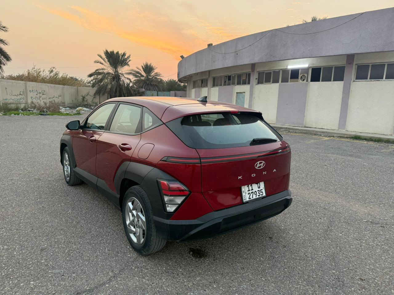 السلام عليكم 
هونداي كونا وارد امريكي 2024
لد امامي نهاري 
لايت عدسة
محرك 2000 دوش
تحكم ستيرن كامل جهتين + اوتو هولد + هزاز ستيرين
نظام نزول منحدرات + ABS
ايرباك دركه فقط 
شاشة ابل كاربلي واندرويد اوتو مع كاميرا
حساس امامي خلفي + نقط عمياء
رادار امامي خلفي جانبي مع توقف تلقائي 
درايف مود
175 ورقة وبي مجال 
المكان بغداد العامرية 
***********
