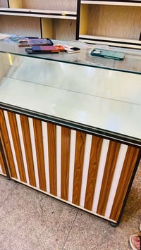 فاترينات للبيع للاتصال 07703458758