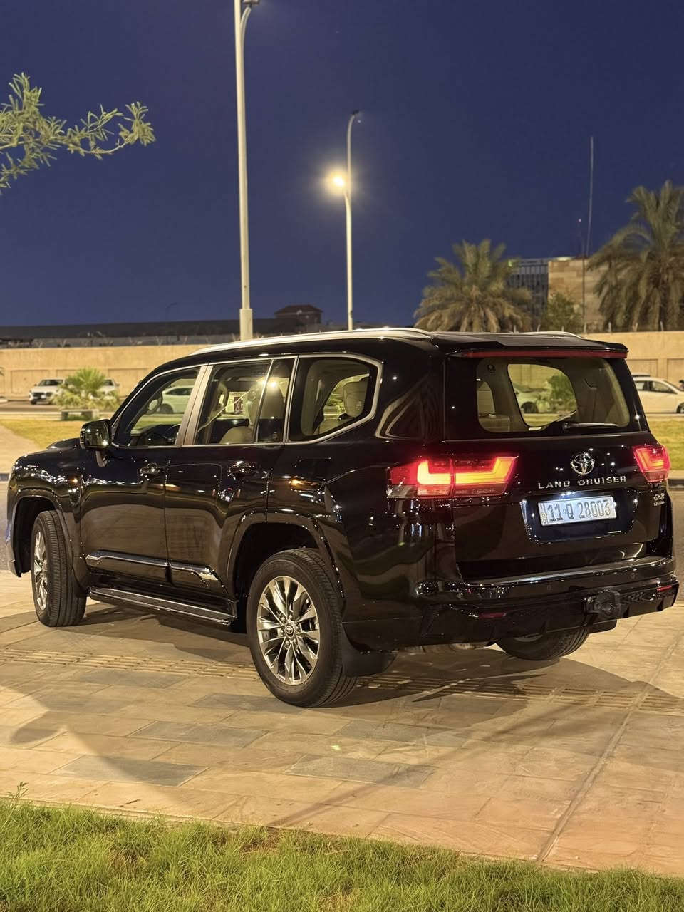 سلام عليكم
تويوتا لاندكروزر GXR مديل 24لمتد 
رقم بغداد بسمي مغلفه ppf بالكامل مكفوله كفاله عامه  ماشيه 18 الف حقيقي يريم اصل فول مواصفات اربع كامرات كشنين كهرباء وتبريد مقاعد جلد باب كهرباء ثلاجه مواصفات الابريم السعر 675 وبيها مجال مكاني بصره للستفسار ***********

