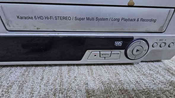 فیدیو LG  6  heed  DVD  مع کونترول شغال بس الهید مامضبوظ 30الف
***********  اربیل
