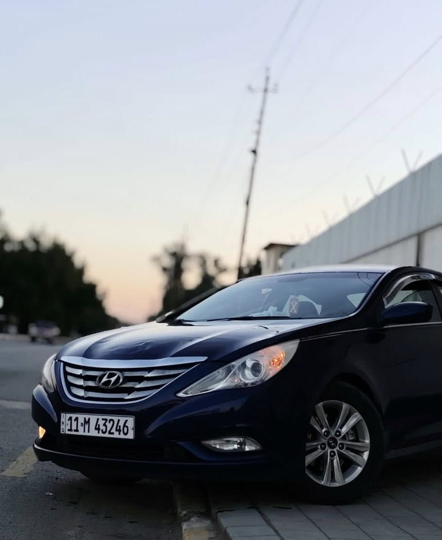 للبيع سوناتا 2014 كلين تايتل
............ 
مكينة ٤ سلندر  2400
بدون حادث بدون قطرة صبغ كفاله 
عامه ماعدى بابتين مبدلات نفس الون 
فقط بدوووون صبغ بدون ايرباك 
جاهزة السيارة ومال جناي وبالخير علياخذها 

رقم بغداد الجديد الانكليزي باسمي تحويل ثاني يوم باسمك 
بس البنيد بي بارد ومبين بالصور يرادله ترتيب 
سيارة جديده وبالخير علياخذها 
سياره تراي مال زيرو 
ضايفلها شاشة وكامرة.......
 السعر ( 109)
المكان بغداد الاعضمية 
***********
