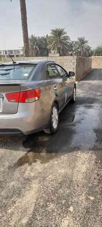 فورتي 2012 فول مواصفات نقصهة بس بصمة مراوس فقط ب الانترة اصفر  من مودي...