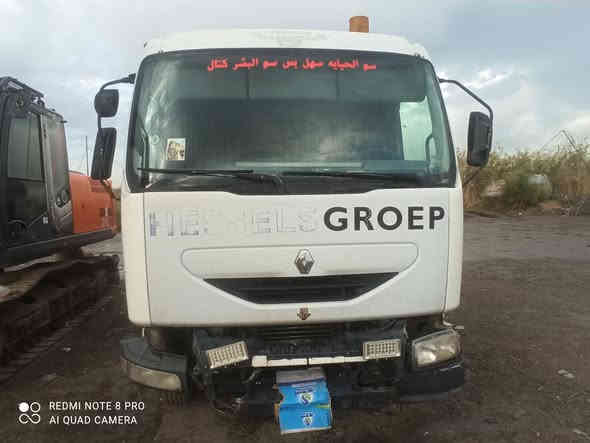 تنكر رينو للبيع سلستيل عشرة طن رقم بصره  السعر 95 ورقة للاستفسار الاتصال على الرقم ***********/أو ***********
