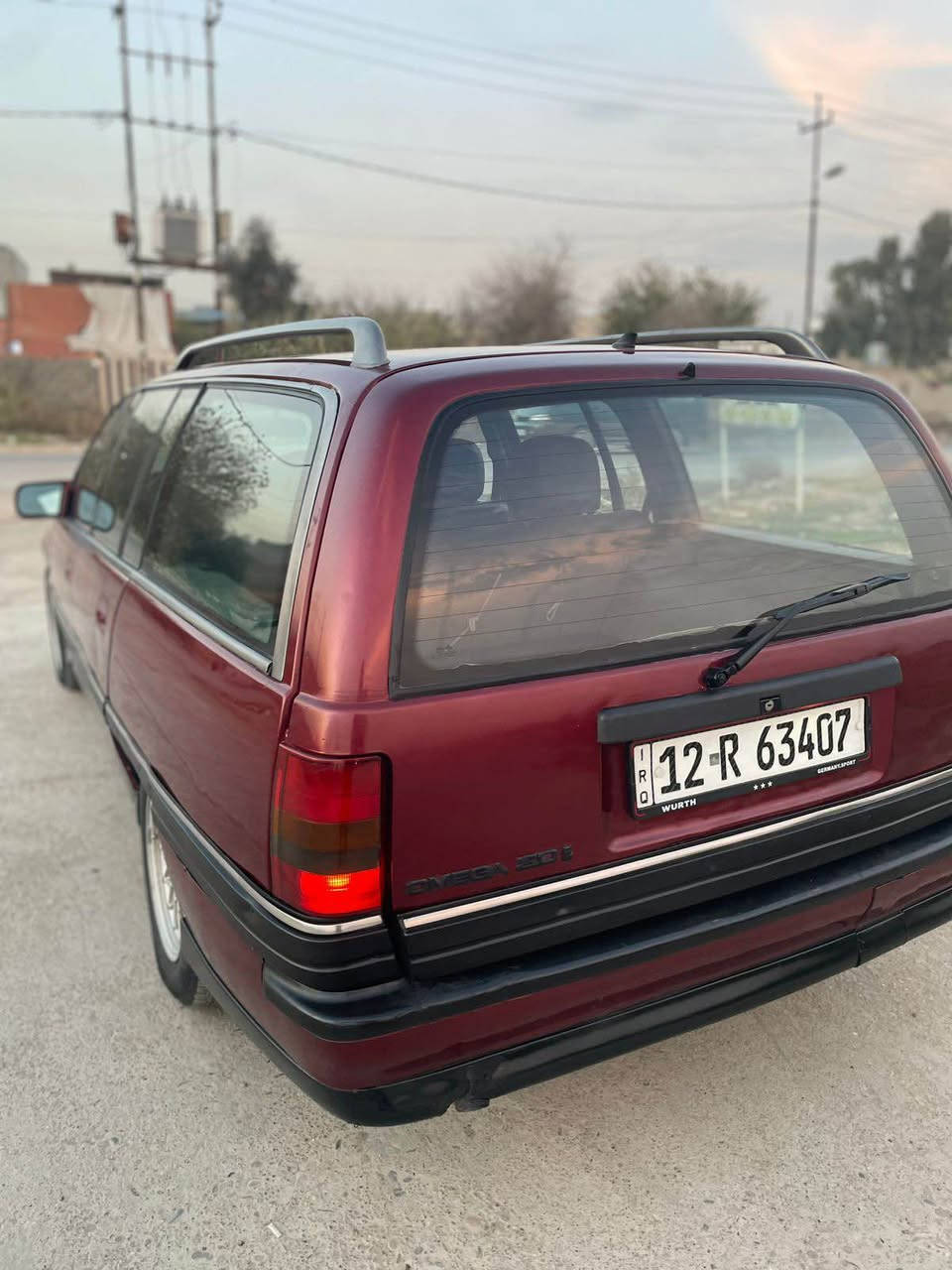 السلامو عليكم السياره البيع السياره كفاله عامه تخم تاير جديد المحرك برغي ما مفتوح بيه مكان السياره البصره رقمه الموصل تحويل ثاني يوم لون السياره دم الغزال السياره صار بيه حادث وريد ابيعه الرقم ***********الرقم الثاني *********** Singapore
