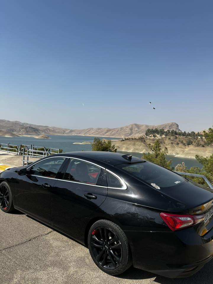 السلام عليكم 
ماليبو 22 ماشيه 55 ريد لاين 
تفاصيلها وحادثها موضح بلصور كلشي 
مكانها بغداد الكرخ 
سعرها ب130 وبيها مجال مستعجل عله البيع 

***********
