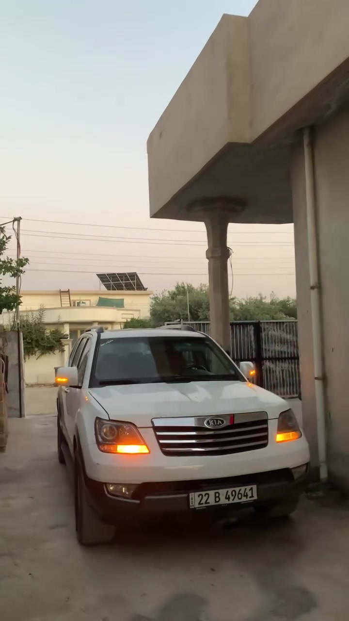 كيا مهافي ٢٠١٢ 
سبع راكب 
فول مواصفات 
صندوق شفت بصمة تشغيل فتحة بالسقف تحديد سرعة شاشة ايباد تبريد و تدفئة شغال محرك ٦ سلندر ٣٦٠٠ سعر ١١٦ و مجال
رقم تلفون ***********
