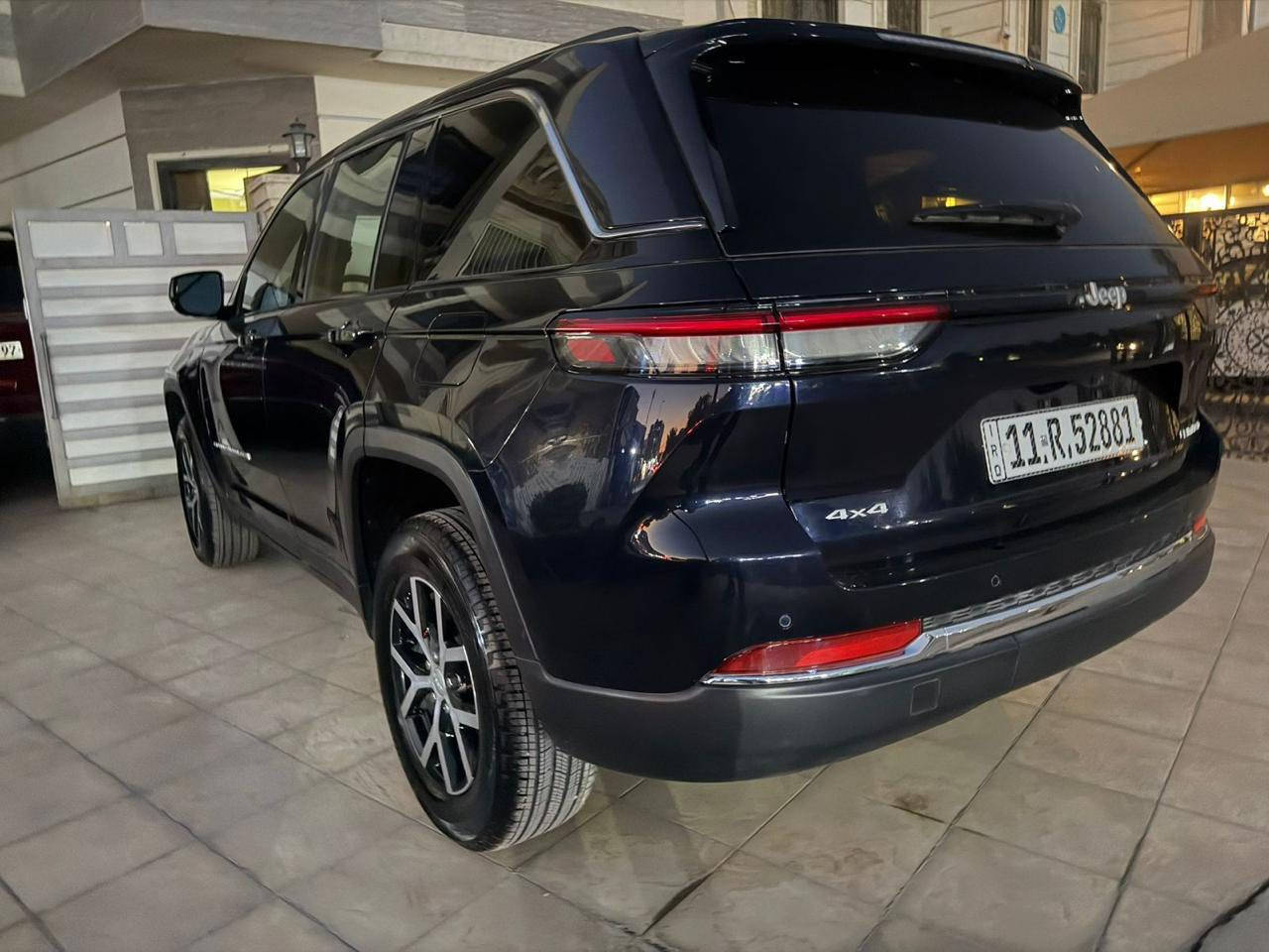 ياالله

السلام عليكم جيب كراند شيروكي 2024 وارد امريكي  مرقم بغداد

2024 JEEP GRAND CHEROKEE, L LAREDO X 4X4

المسافة المقطوعة : 2000 ميل 

         حجم المكينه : 3.6    V6

الضرر :تبديل بنيد اصلي نفس لون مع بارد بسيط بالجاملغ بدون قطرت صبغ
الايرباك: سليم مطاك 

#مواصفاتها

1.شاشه

2.فتحه

3.كشنات جلد

4.كشنات كهرباء

5.ويل كب

6.رادار امامي

7.لايتات زنون 

8.هيتر بالاستيرن 

9.بكلايت لد

10.حساسات خلفيه 

11.تشغيل عن بعد

12.اشاير بالمري 

13.بصمة ابواب

14.هندبريك بصمه

15.رادارات 360

16.كامرا خلفيه

17.هيترات بالكشنات

18.قطعتين تبريد

19. 5 راكب

20.بصمه 
مكاني بابل شارع 60 📞☎️*********** السعر 330 $دولار
