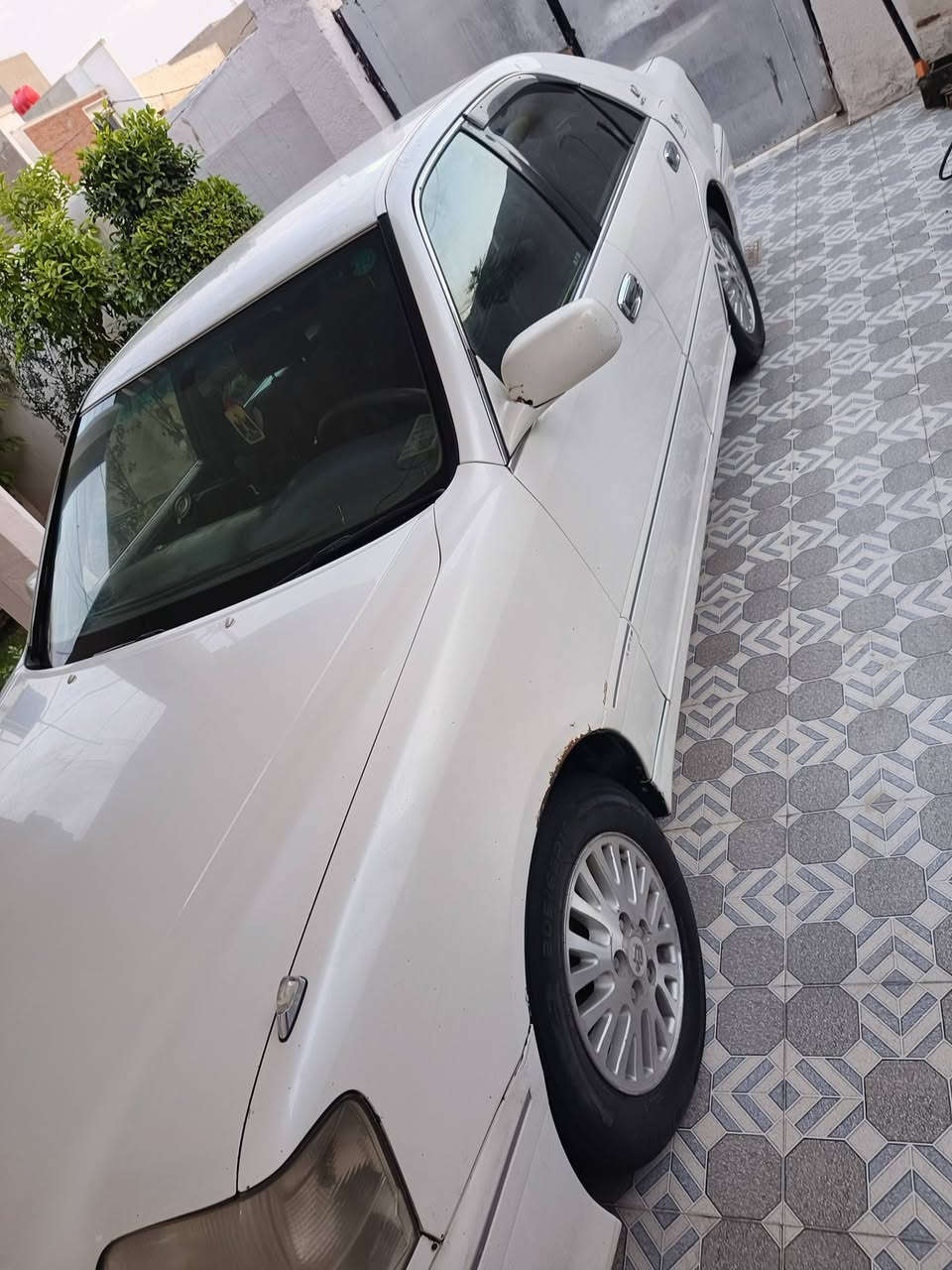 ملكه مديل 2002لبيع
رقم الهاتف ***********
