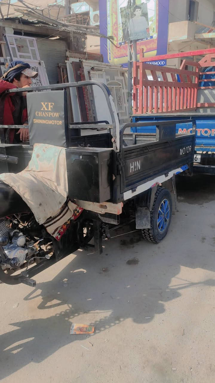 السلام عليكم ستوته جمره 2014 نضيفه مكفوله عامه شاصي وركبه مكفوله عامه السعر خاص ***********
