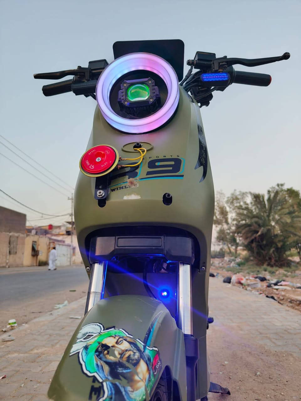سلام عليكم
دراجه شحن 
للبيع 
موديل 2025💫
بطاريات فول 16امبير ونلي ⚡
نضام Rرجوع الخلف💯 
نضام Pوقوف 🤑 
تشغيل بصمه +سويج 🫥
كامل ملحقات 👻باقي التفاصيل خاص متواجد+ وتساب 
الرقم ***********
