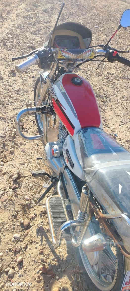 السلام عليكم موطور للبيع او مراوس ب هيايوشه23او24وانطي فرق حسب المراهم

جني كله موديل2020كلو عل بلاد مابي نقص خالص
محرك ما مفتوح بلشرط موطور نضيف مال جناي والسعر خابر على الرقم وتدلل 
***********
