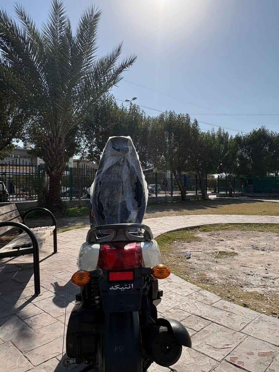 سلام عليكم فلة للبيع مكفولة كفالة عامة اوراق كاملة اي نقص مابيهة كلشي شغال نكرة بكل وكت جيب فيتر وفحص متوازي علة بيعتهة كلش مكاني بغداد لغزالية استفسار ***********بي واتساب السعر 750
