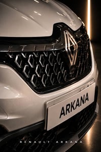 أركانا • SUV كوبيه • حضور فرنسي