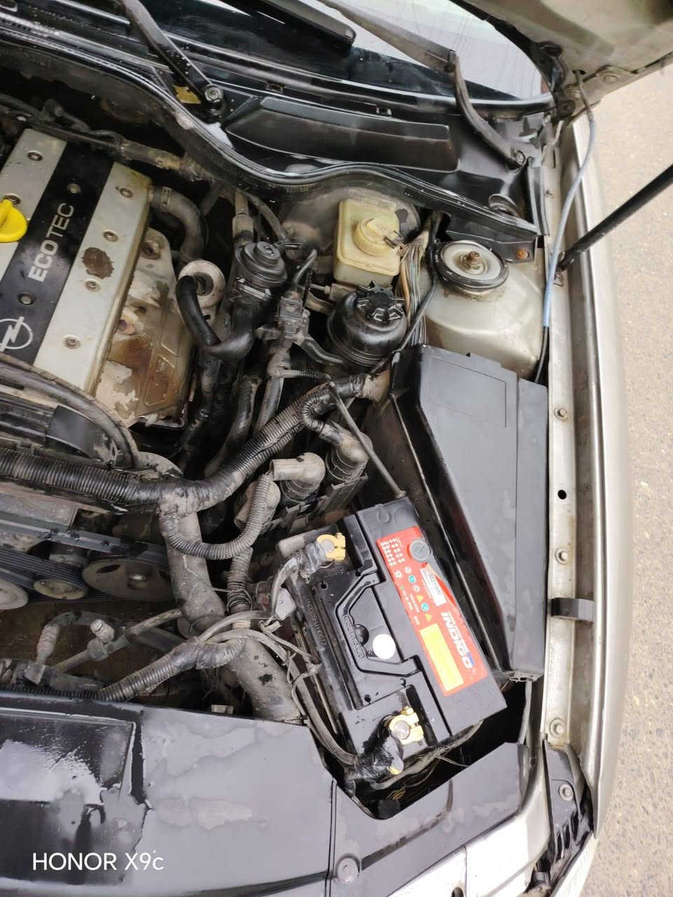 للبيع اوميكا بزون موديل ٩٥ توماتيك بدون ضرر صبغ جمالية تبريدها عاطل والتدفئة شغالة حجم ٢٠ كبس صاحبها موظف بالتربية سعرها ٥٥ وبيها مجال مكانها الموصل حي الزهراء 
***********
