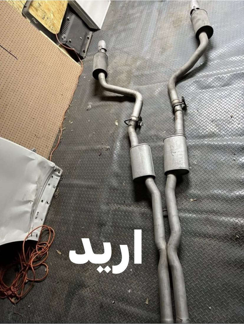 سلام عليكم 
هدرز SPمطلي 3طبقات لونه هيج مو مزنجر للمعلومه 
سعره 11ورقه 
كامل هوه وداون بايب 
اريد مراوس بكزوز SRT معه فرق 
مكاني بصره 
***********
