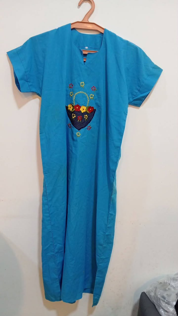 السلام عليكم عندي جلبيات صيفيه باسعار مناسبه للبيع


**إذا كنت صاحب هذا الإعلان وتريد حذفه لأي سبب، رجاءا أرسل رسالة إلى الدعم الفني**