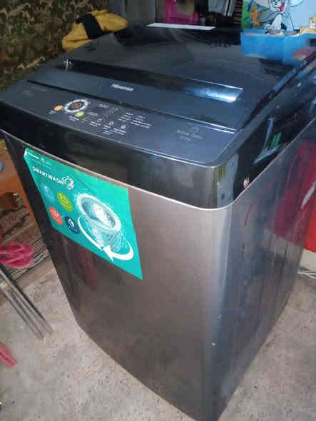 غساله هايسنز 11 كيلو شغاله وبلاديه على الشركة مستعمله شهر جديده على الفحص والضمان يوجد توصيل 
*********** بغداد
