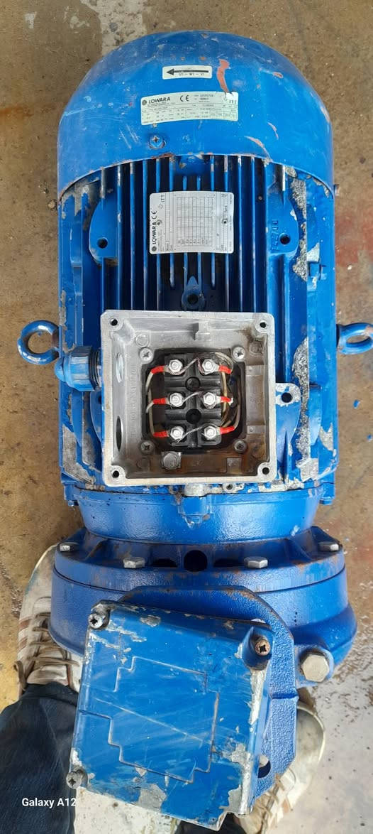 مضخه ايطالي ٢٠حصان دورة ٣٠٠٠ ،،،،،،٣ ب ٢ونص ،،،اربيل، ،*********** ،،،توصيل مجاني جميع المحافظات
