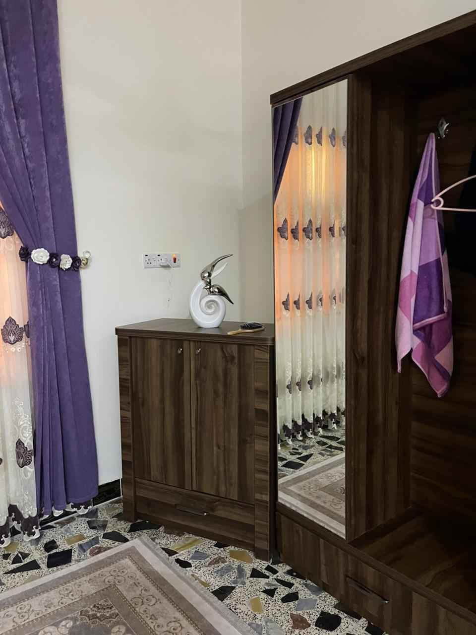 غرفه نوم تركيه عشر قطع السعر ٢٢٥٠ مليونين وربع وبيها مجال بسيط
للتواصل ‏‪***********‬‏ البصرة, العراق
