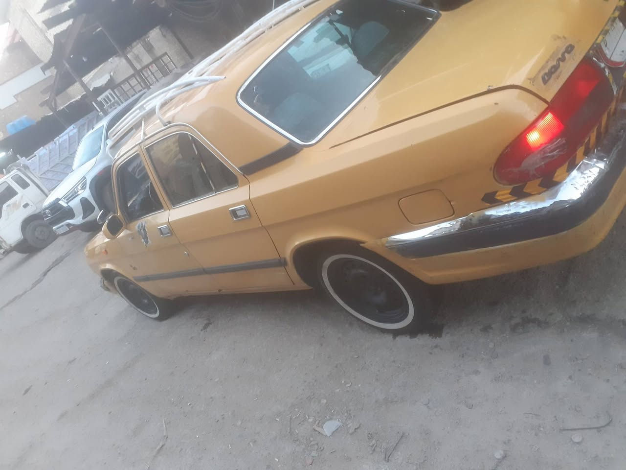 سلام عليكم فولكة البيع مكينة ونجي كفالة كير محرك اكسل حدادية كهربائيات كلا جديد تخم تايرات صارلهن يومين من شديتهن السيارة جاهزة مابيهة اي نقص بس تبريد نقصهة تريد وكالة اسويلك تريد تحويل سنوية احولك الي عجبك السعر اربع ملاين قفل عليهة غرامات مرورية 500عل مشتري هاذة رقمي اتصال او واتساب*********** العنوان بغداد
