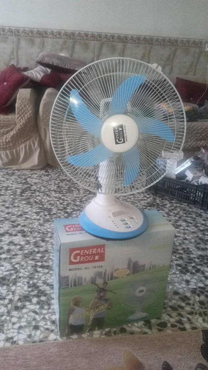 غراض كله جديد
خلاط عدد واحد سعره 17 الف
شيسوار عدد 4 سعره 7500
قلايه عدد 3 سعر 4000
مكينه عدد 2 سعرها 7 الاف
مروحه شحن اصليه سعرها 55 الف

لتفاصيل اكثر اتصل ***********
