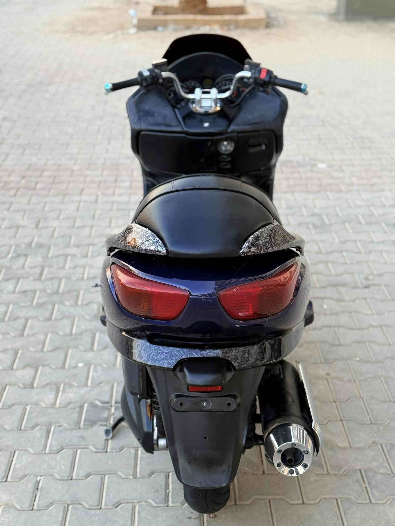 للبيع فورزا 08 لوك كير شغال كامل
محرك لوك بشرط فحس جيب 10 فيتر
 جويتر كلجات كله بشرط لوك كهربائيات كامل بلاد ومملعوب بي شلعه معدله فول مال جناي سعره مليون و 300 وبي مجال او مراوس
 حسب قناعه 
مكاني كركوك  (( *********** ))
