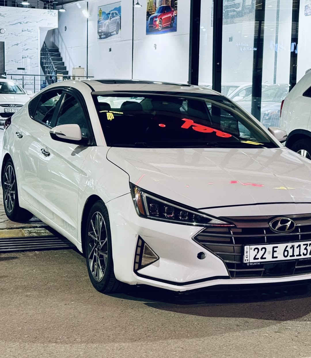السلام عليكم 
النترا  ELANTRA 2020 limitted 1/1 فول كندي 
مواصفات لمتد  فول للأخير
سلايت روف 
بصمة  + بصمة أبواب بصمة صندوق + ترحيب
رادارات جانبيه وخلفي وامامي (تحديد المسار)
نقطة عمياء +اشاير بالمرآه الجانبيه
قيادة ذاتية + قيادة ثلاث وضعيات 
لدات لايت أمامي لايت امامي 4 عدسات زنون 
بك لايت ليد
فول تحكم جهتين استيرن 
دشبول ملون شاشة اعطال ملونه
كشنات كهرباء + جلد + تدفئه كشنات امامي وخلفي وستيرن تدفئة
صندوق ذكي
كاميرا امامية تحديد مسار 
اشاير مري مانع انزلاق نظام تركشن
فتح الصندوق الذكي عند الاقتراب
ترحيب عند الاقتراب أضواء
شحن وايرليس لاسلكلي للموبايل
ويكلب 17 بلادي مال لمتدد
شاشة كبيرة  8 انج + GPS+ بوصله + كامره خلفية دواره
تبريد شاشة دبل فريز  منفصل ثلج
محرك 2000. دوووش المرغوب
السياره بأسمي
مكانه الموصل معرض التاج المعارض الجديدة 
سستم صوت انفتي 9 سماعات دمام امامي خلفي  
وباقي المواصفات معروفه
المكينة مفتوحة  
الضرر بنيد فقط بدون دواخل اربك ستيرين راجع شركة
للاستفسار واتساب ***********
